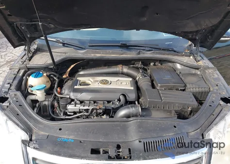 2010 Volkswagen Eos Komfort из США, поврежденный, VIN WVWBA7AH4AV024809